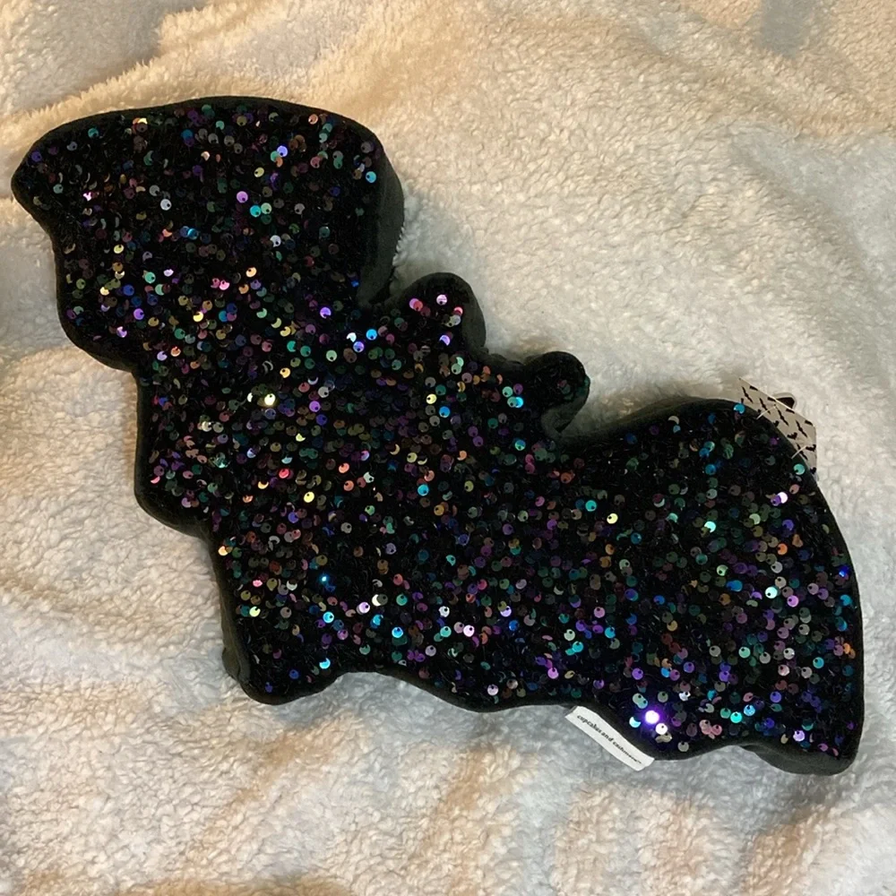 Sequin bat pillow *FIRM PRICE*